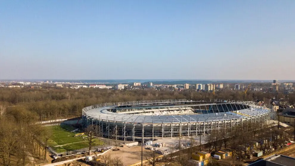 Kaunas kaip reikiant paišlaidavo: baigia įrengti stadioną, atsiras ir teniso aikštynai