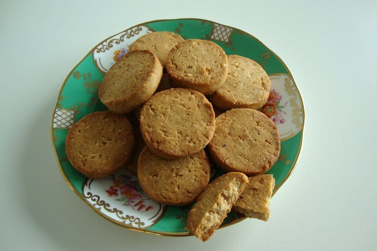 Itin skanūs sausainiai be cukraus iš vos 4 ingredientų