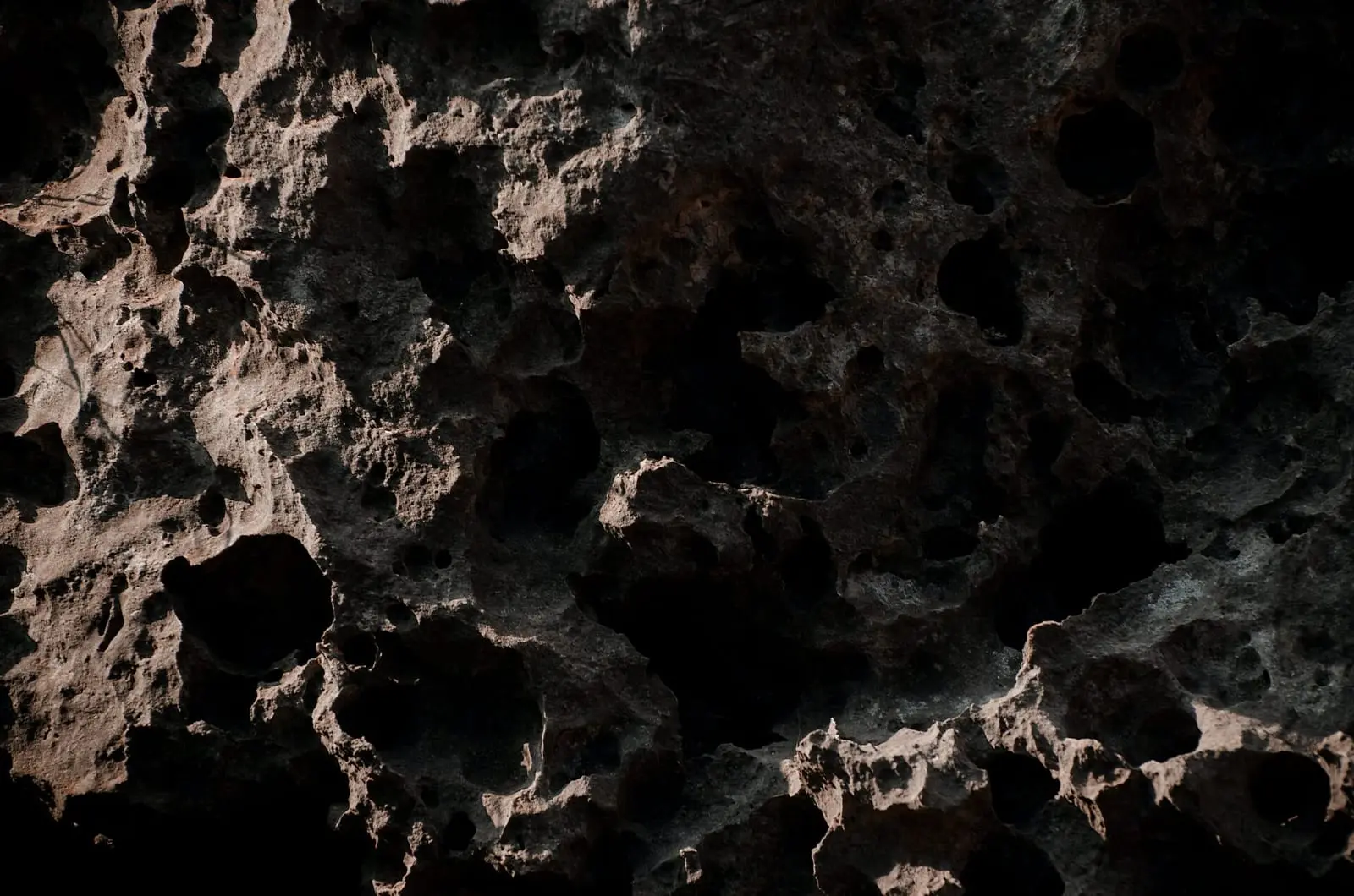 Ar asteroidas iš tikrųjų gali sunaikinti Žemę?