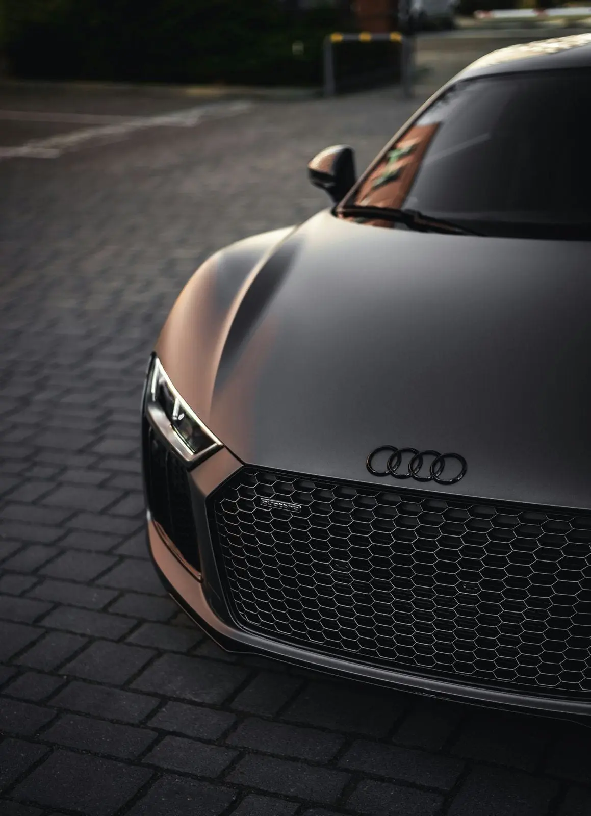 „Audi“ – rimtas smūgis: pardavimai smuko beveik penktadaliu
