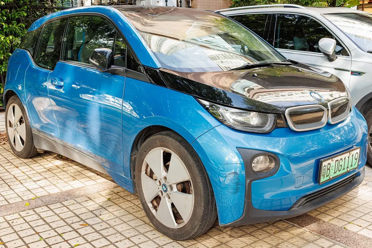 BMW i3: baterijos 60–120 Ah, REx, i3s ir naudoto i3 pirkimas Lietuvoje