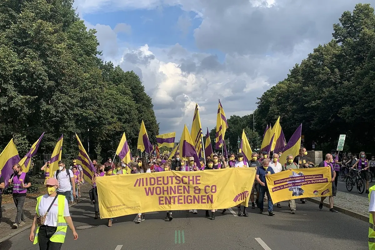 Berlyno kairiųjų koalicija nori nusavinti 160 000 butų: kompensacijoms – iki 16 mlrd. eurų