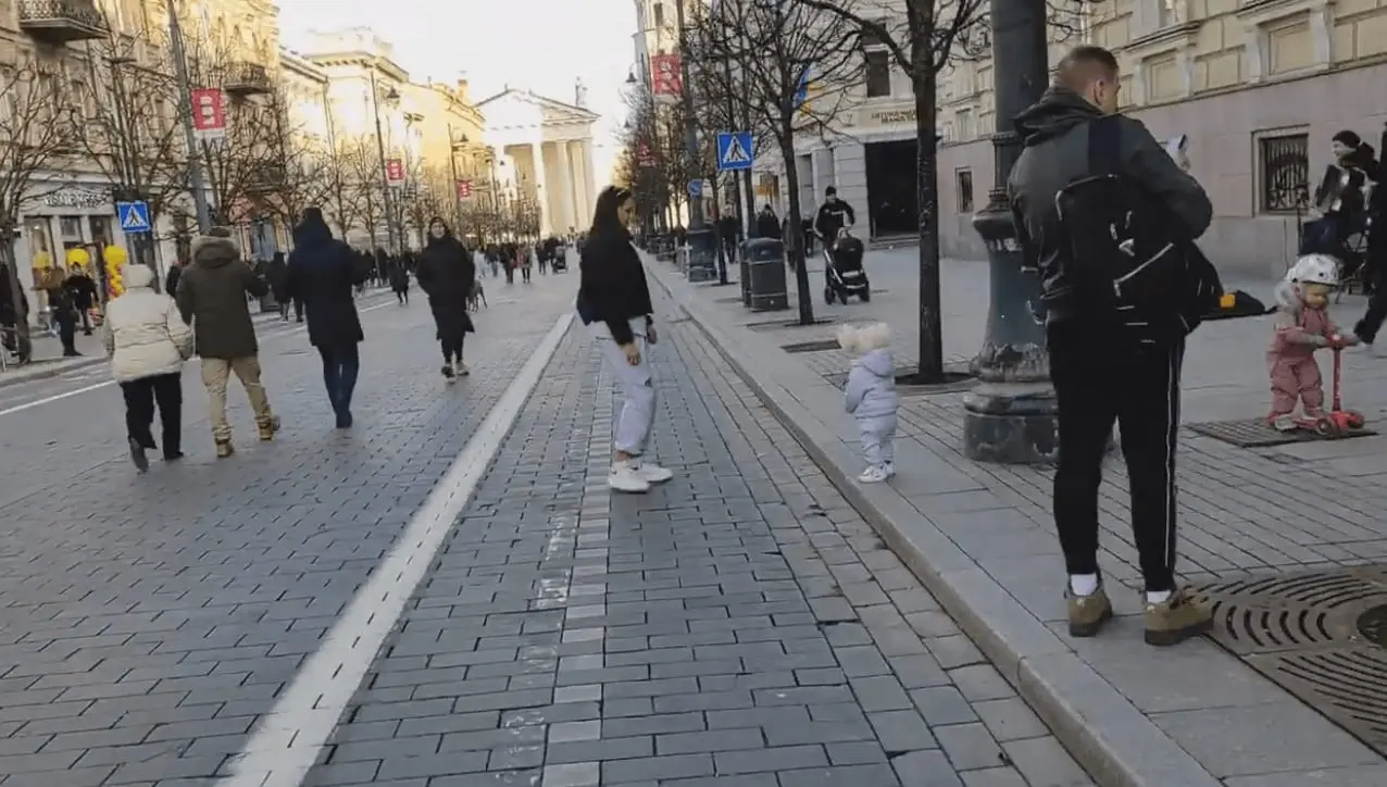 Lietuviai išlepę? Diskusija dėl šeimos pajamų įkaito: net 4 tūkst. eurų gali neužtekti