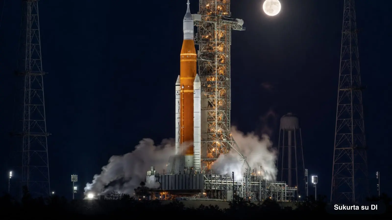 Skrydžiai į Mėnulį: nuo „Apollo 11“ iki „Artemis“ ir kam priklauso Mėnulis