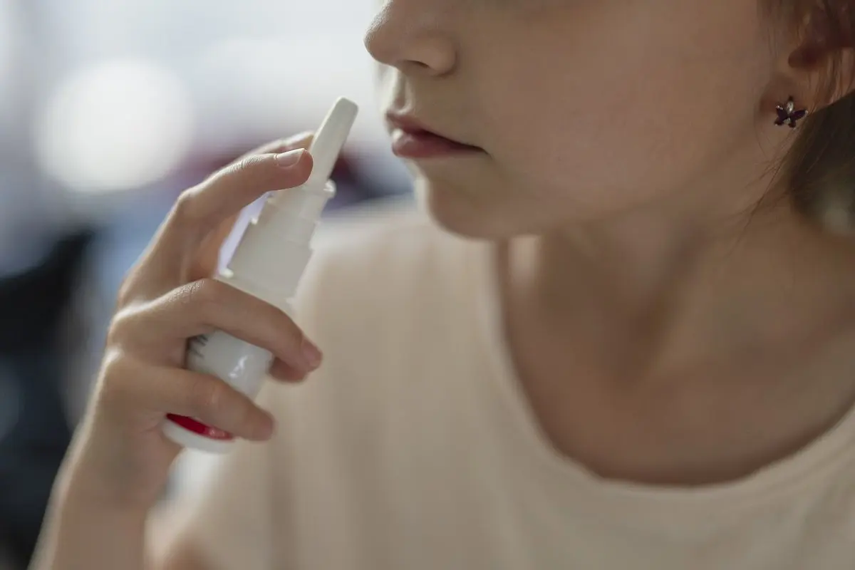Sinusitas: simptomai, kaip skalauti nosį namuose ir kada reikia gydytojo ar antibiotikų