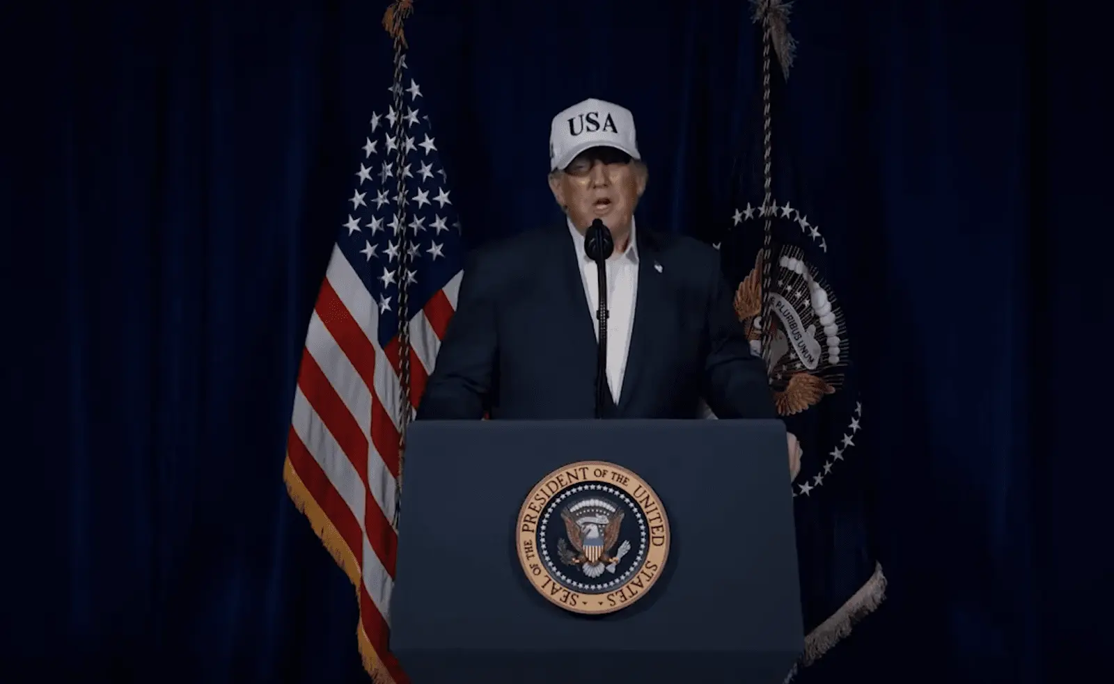 Trumpas: Kuba siekia susitarimo su JAV, tačiau pirmiau sprendžiamas Irano klausimas