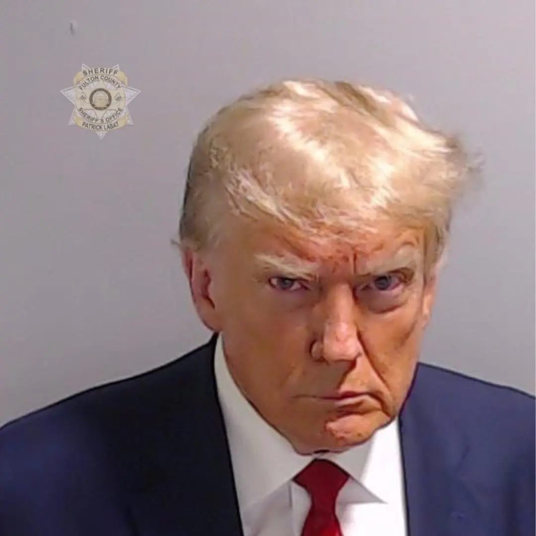 D. Trumpo suėmimo nuotrauka tapo rinkiminės kampanijos medžiaga