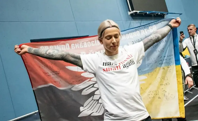 Dėl užrašo apie „mažą Rusiją“ lietuvė išvaryta iš čempionato