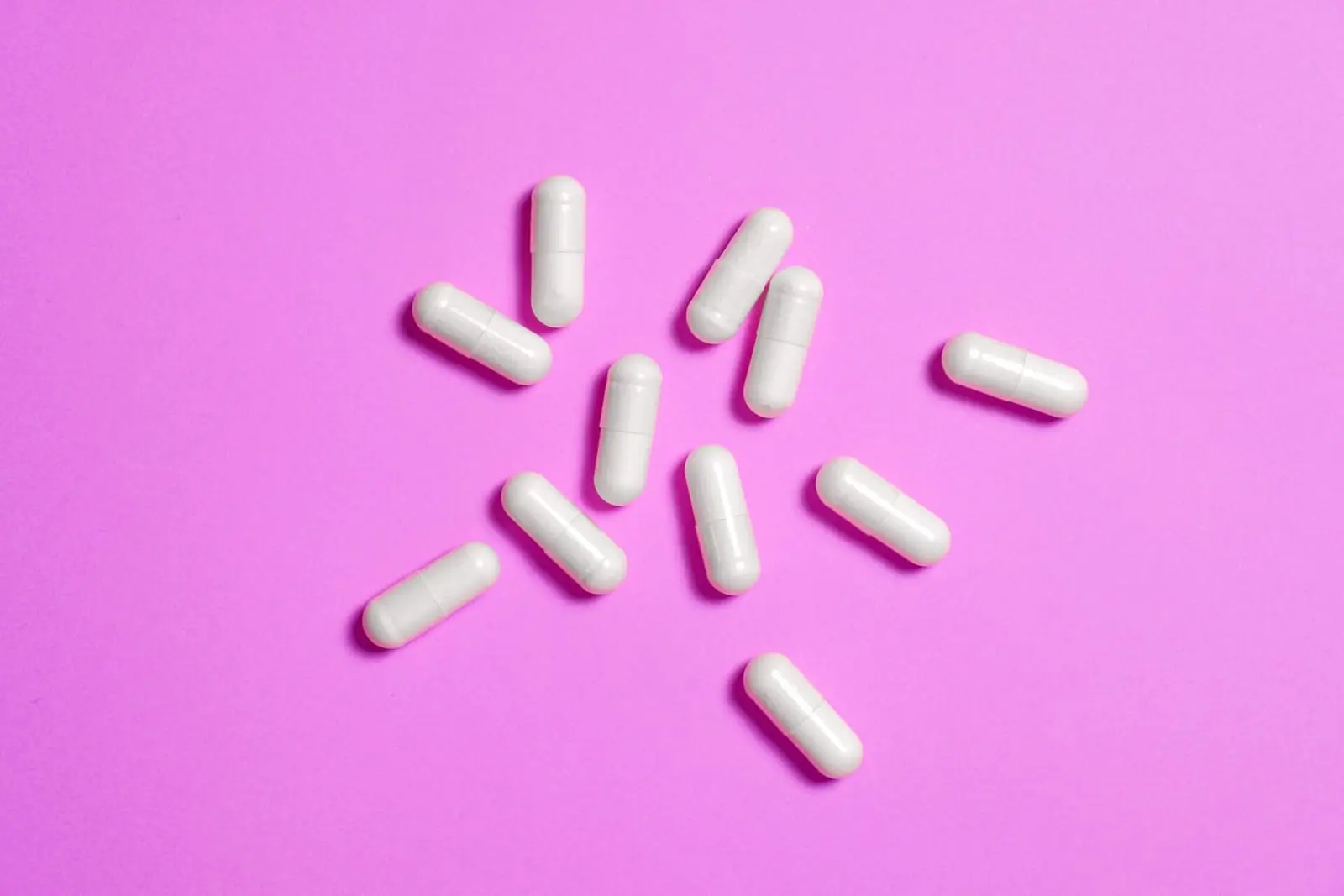 Antibiotikams atsparios superbakterijos iki 2050 m. gali pražudyti milijonus žmonių