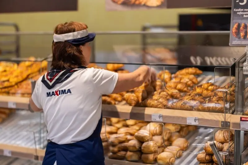 „Maxima“ skelbia papildomų darbuotojų paiešką vasaros sezonui