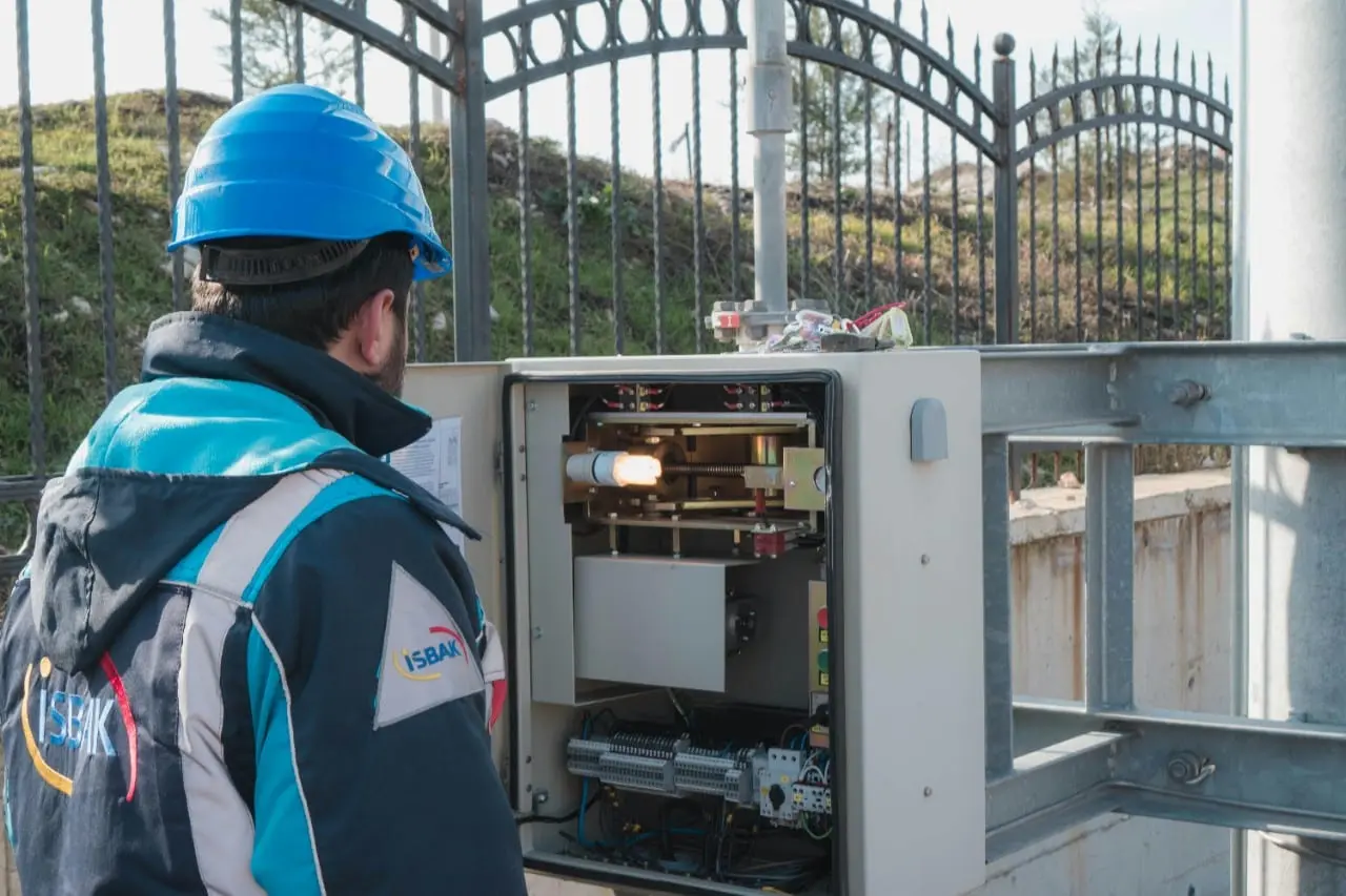 Išmanieji elektros skaitikliai išmaniai leidžia apiplėšti Lietuvos žmones?