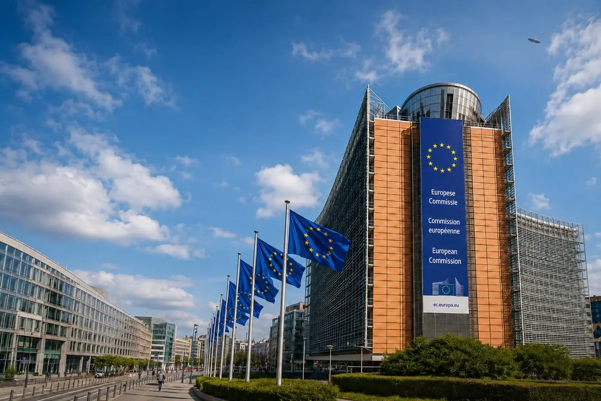 Briuselis tyliai domisi NSO: Europos Komisijos dokumentai rodo norą geriau stebėti neatpažintus reiškinius danguje