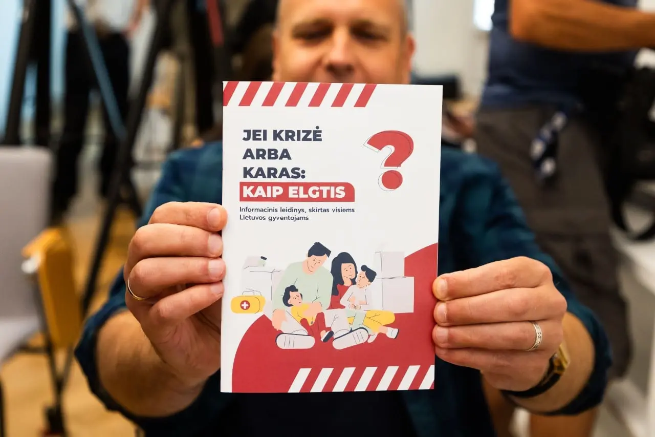 Gyventojus pasieks informacinis leidinys „Jei krizė arba karas: kaip elgtis?“