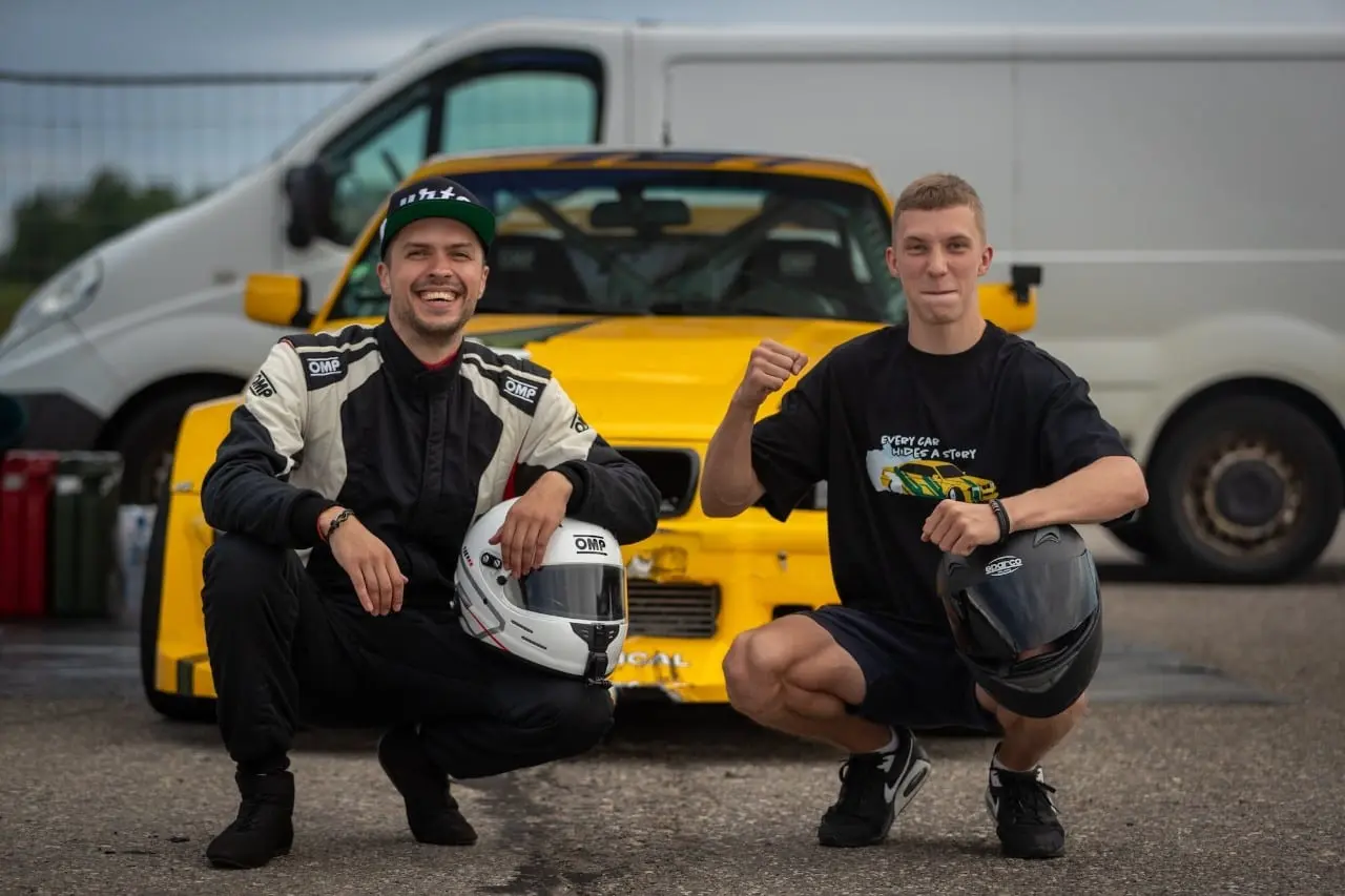 Virtualaus „Drifto“ čempionato lyderis išbandė 800 AG BMW – rezultatas nustebino