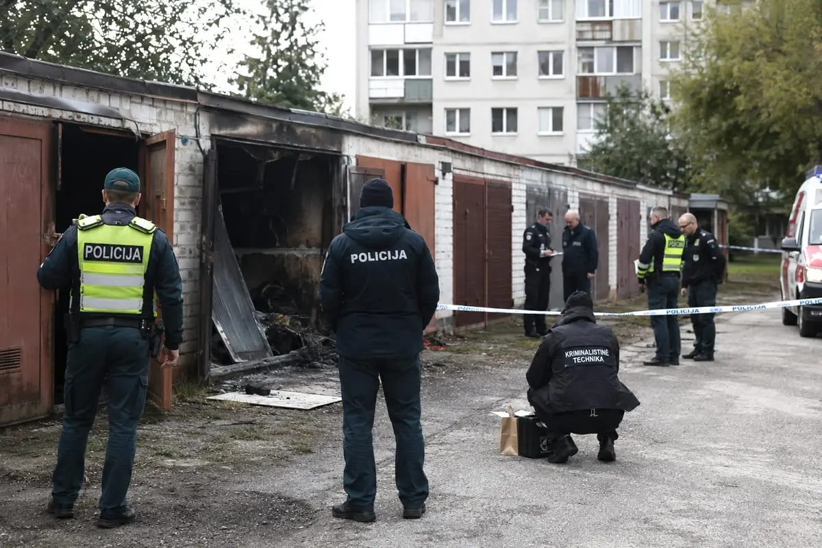 Policijos suvestinė: nužudymas Kaišiadorių rajone, sužalojimai, sprogimas garaže ir mirtini eismo įvykiai