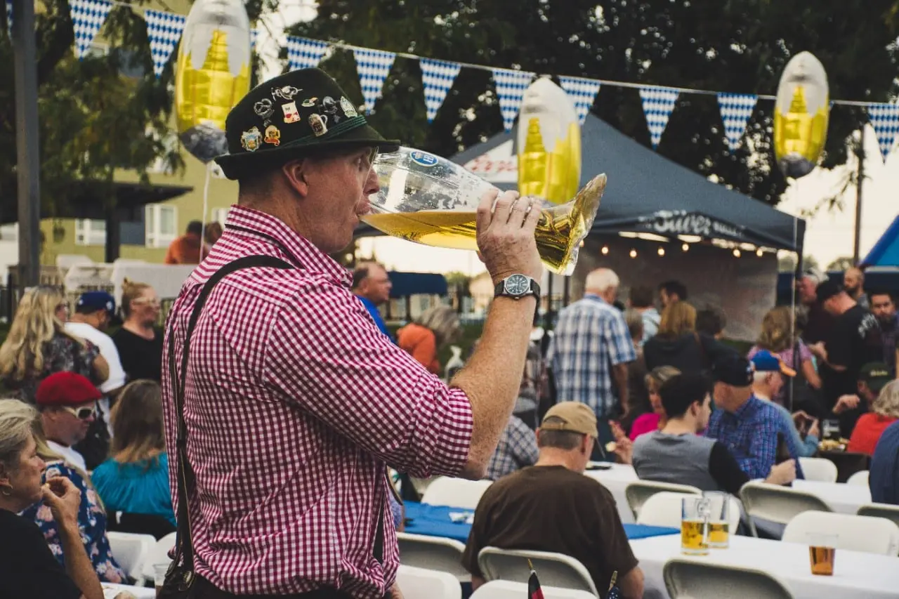 Bombos grėsmė sugadino Oktoberfestą: šventė miestui kainavo milijonus