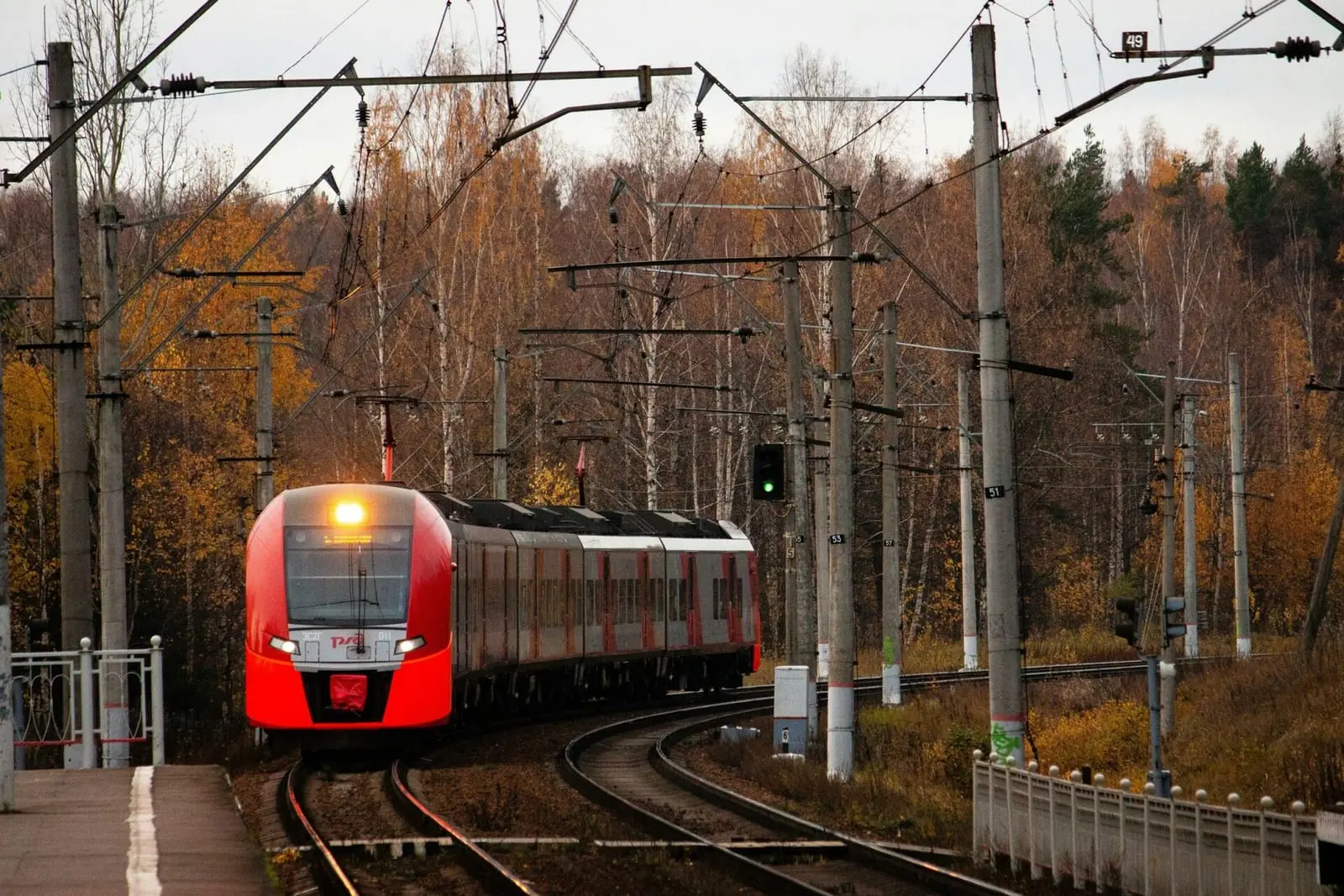 Traukinių maršrutas iš Vilniaus į Minską negrįš? Lietuva atsargiai vertina Baltarusijos pasiūlymą