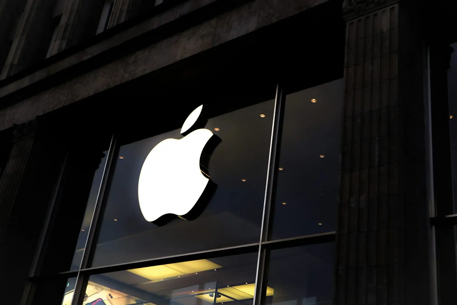 „Apple“: ES skaitmeninės teisės aktas atvėrė kelią pornografijai į „iPhone“
