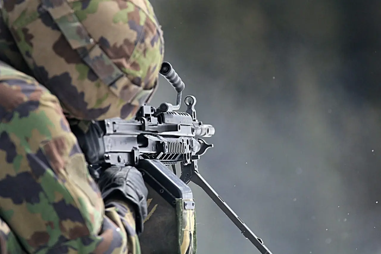Į Lietuvą ateinanti „Rheinmetall“ kraunasi milijardinį pelną iš karo Ukrainoje