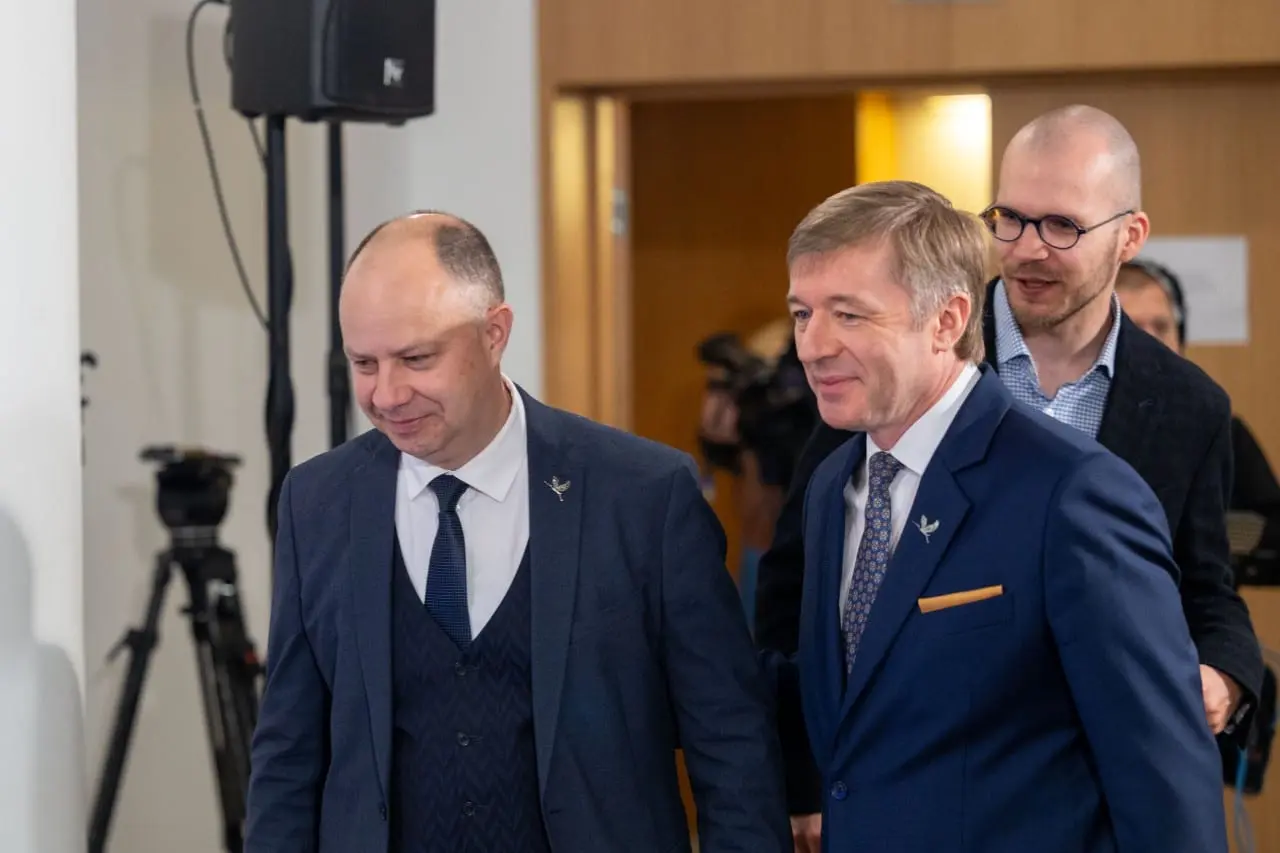 R. Karbauskis neatmeta galimybės koalicijoje pakeisti R. Žemaitaičio „Nemuno aušrą“