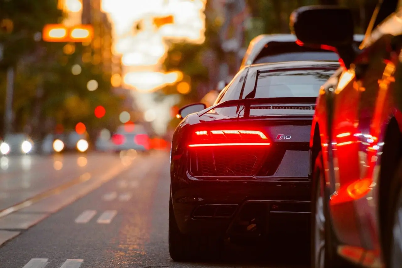 Įmonių automobiliai Lietuvoje apmokestinti labiau nei alkoholis ar tabakas