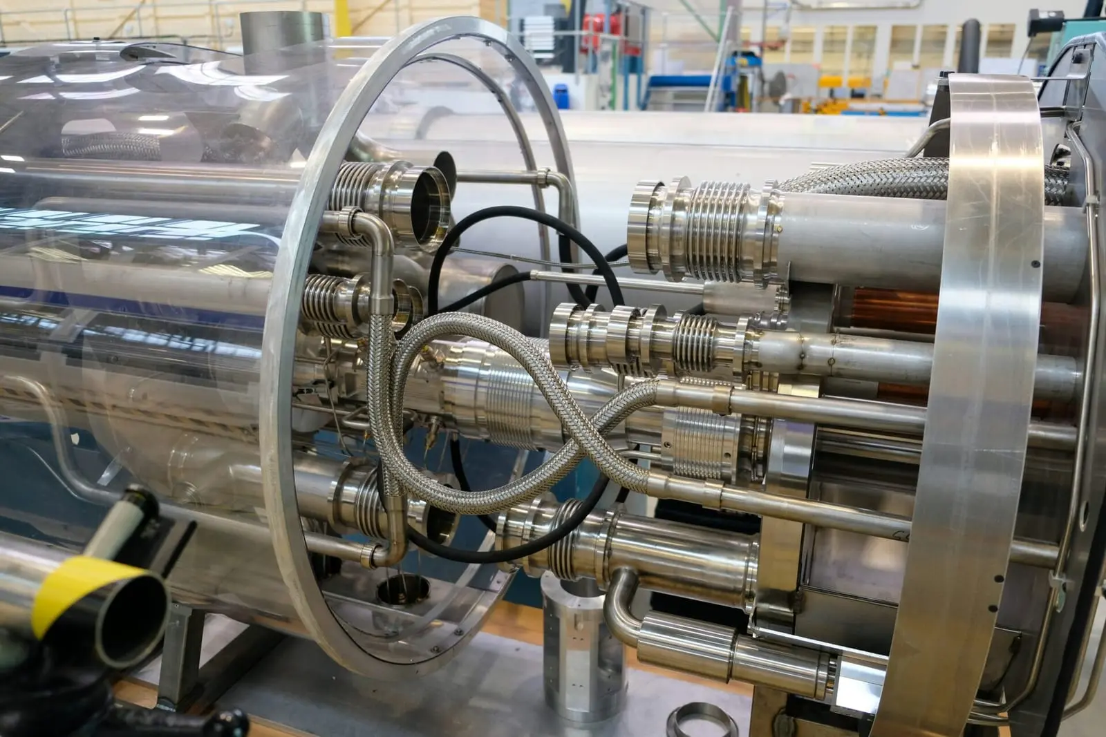 Du Lietuvos studentai vyksta į CERN – ten, kur veikia garsusis hadronų greitintuvas
