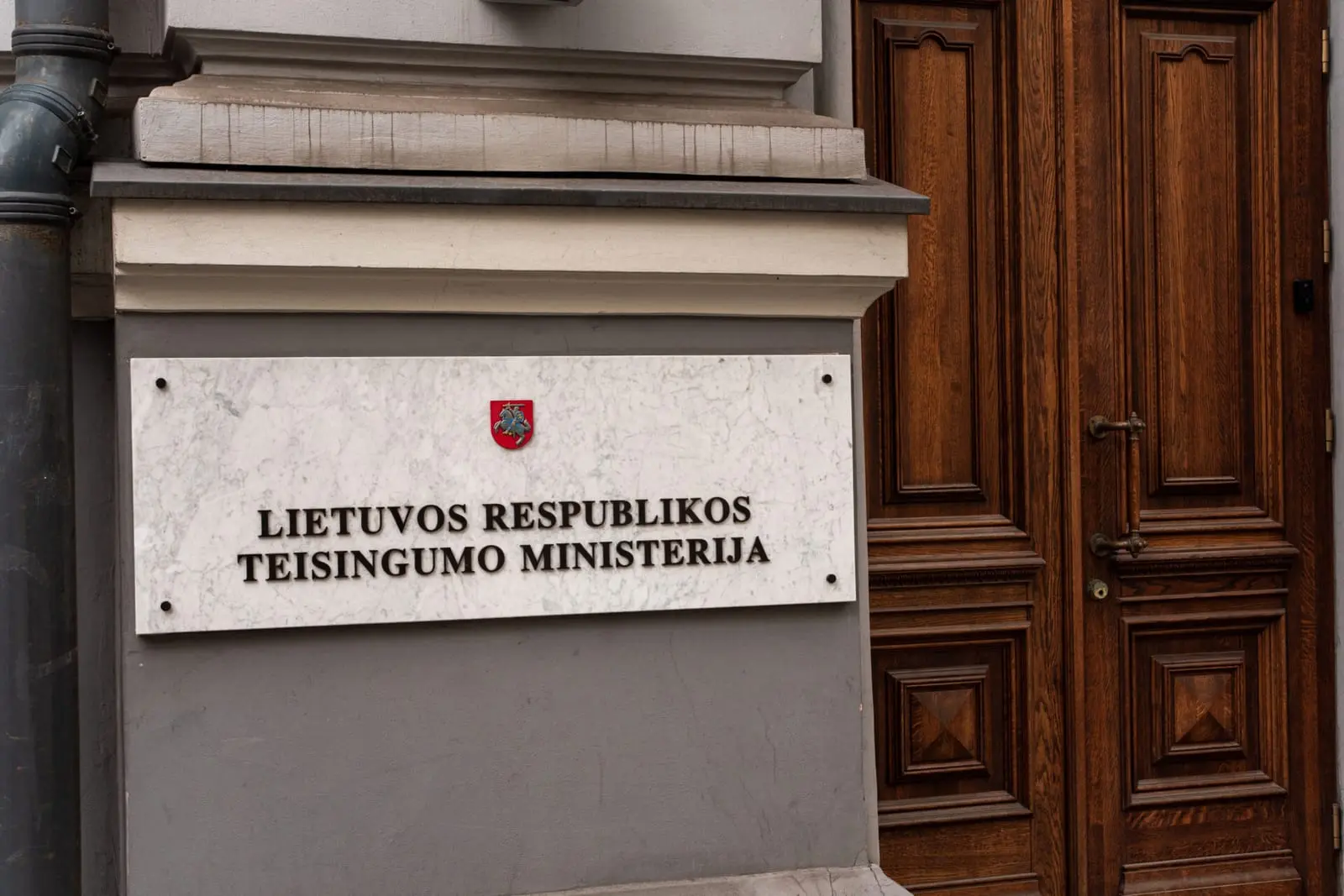Ministerijų biudžetai 2025 m.: Finansų ir SAM išlaidos skaičiuojamos milijardais, Teisingumo – vos 12 mln. eurų