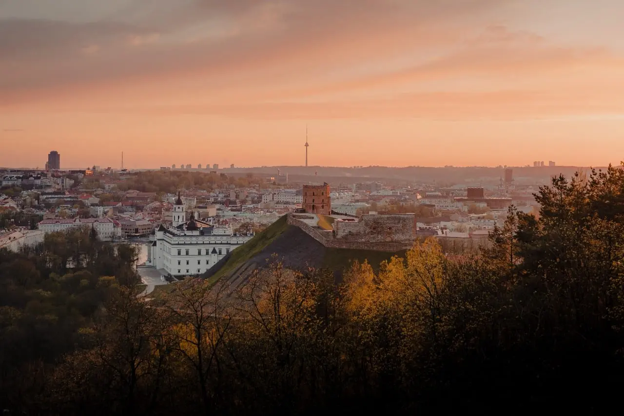 Paminklą A. Smetonai statys prieš Vilniaus senąjį teatrą