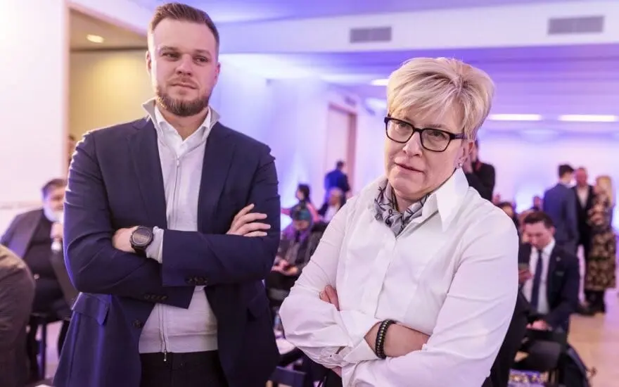 Konservatoriai neatsakė į nepatogius „Euronews“ klausimus, dėl susitarimų su Taivanu
