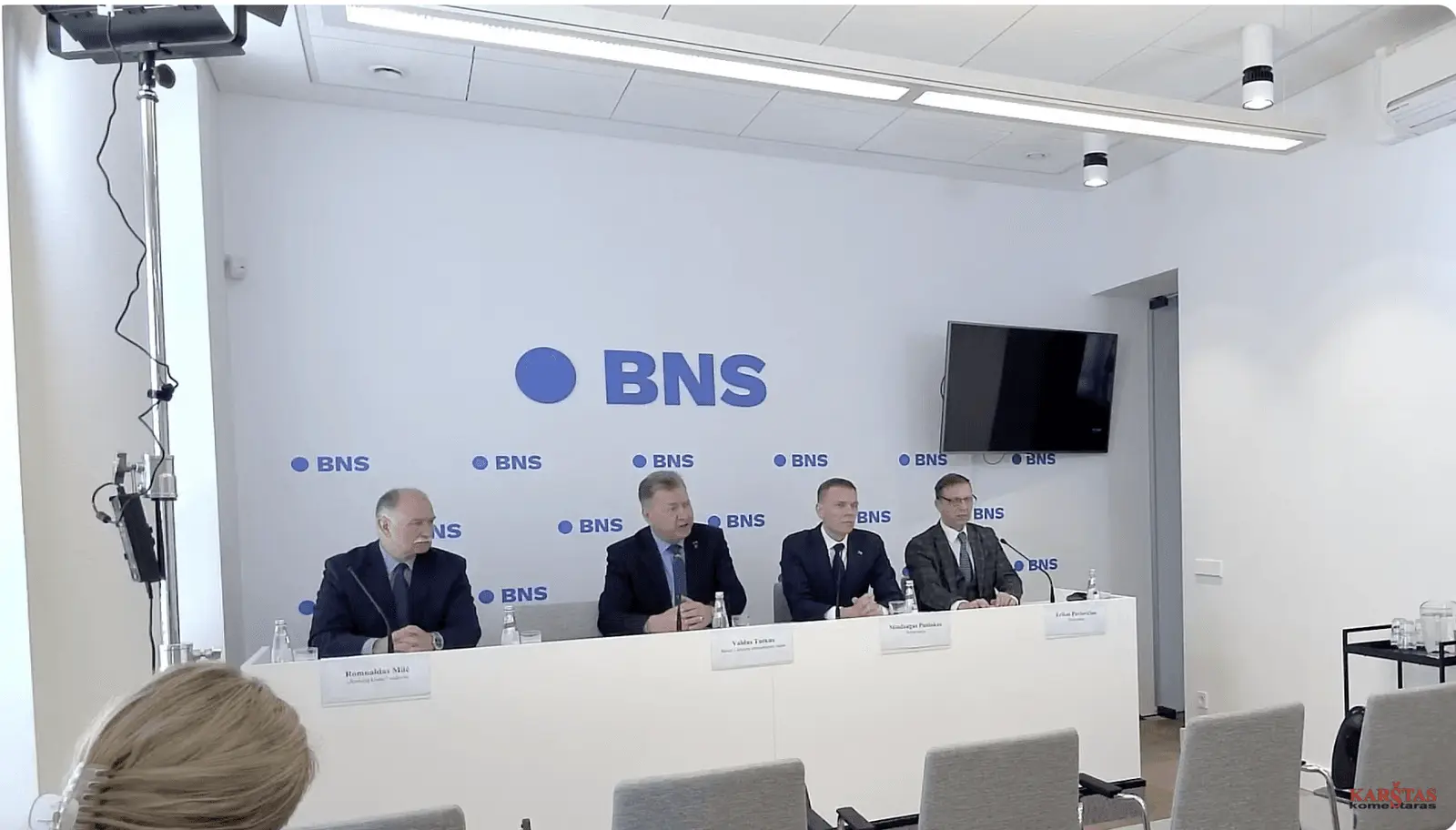 M. Puidokas ir V. Tutkus pradeda akciją: „Ne Lietuvos karių siuntimui į Ukrainą“