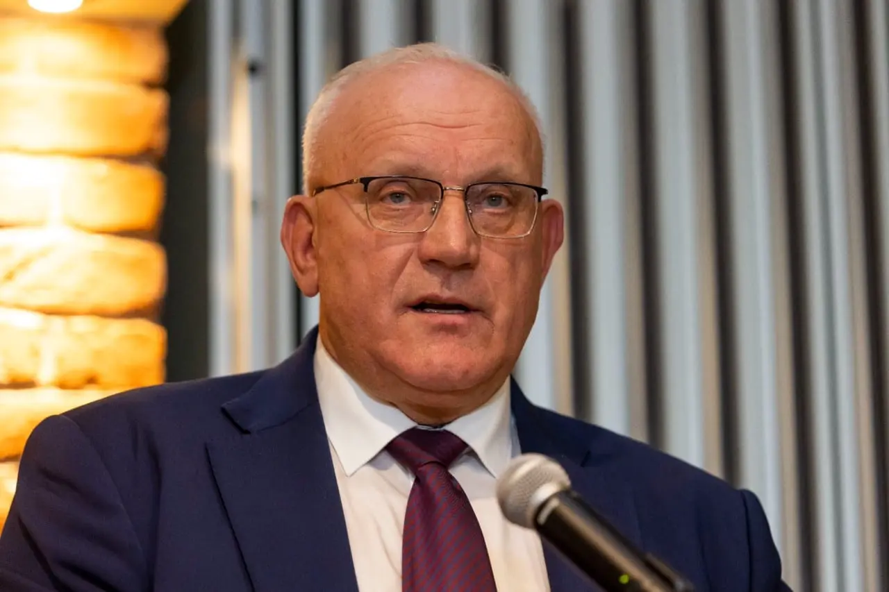 J. Pinskus dėl pašalinimo iš partijos kaltina P. Gražulį