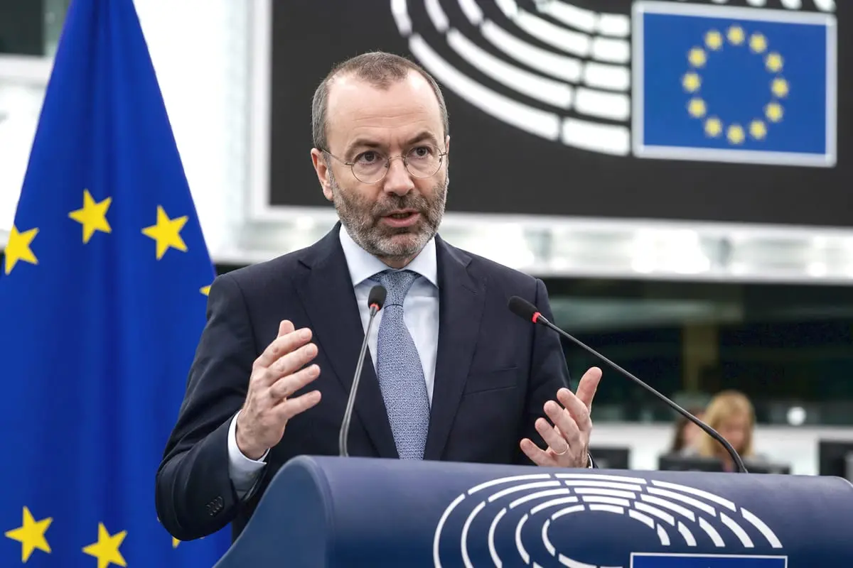 M. Weberis perspėja Briuselį: Europa negali gelbėti klimato žudydama savo pramonę