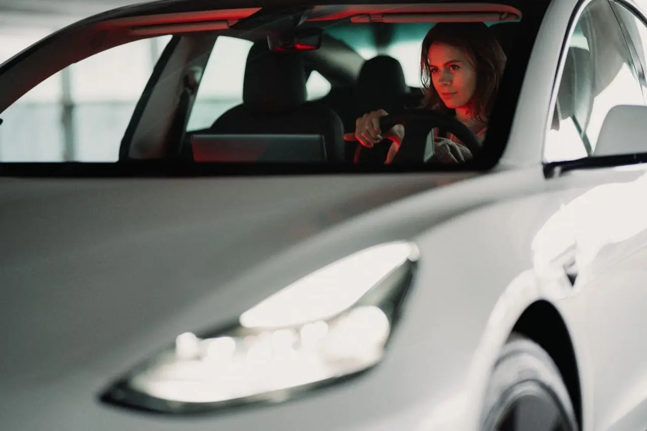 Lietuviai renkasi hibridinius „Toyota“ automobilius, o populiariausias elektrinis – „Nissan Leaf“