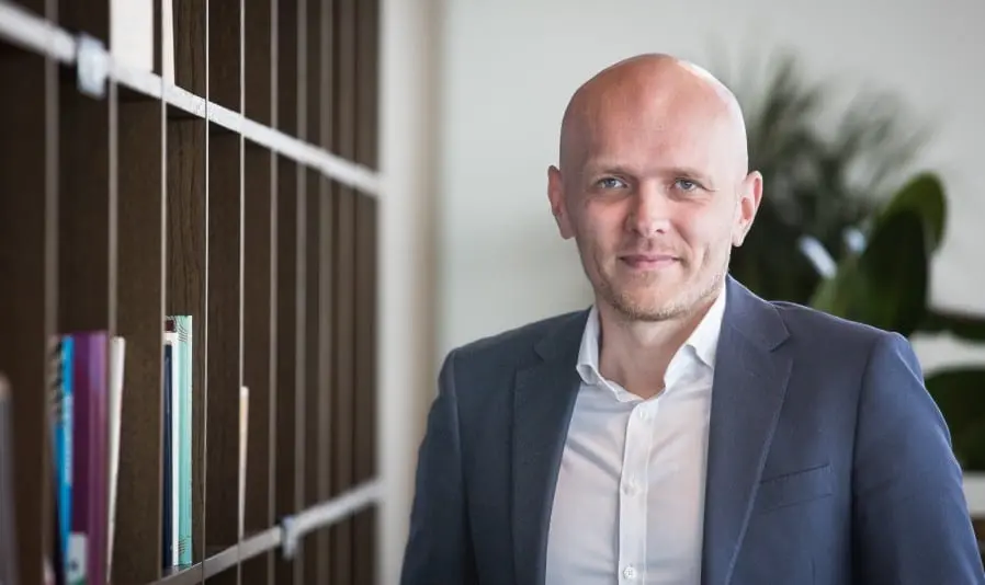 Naujiena: įtakingo konservatoriaus sūnus tapo Lietuvos oro uostų generaliniu direktoriumi