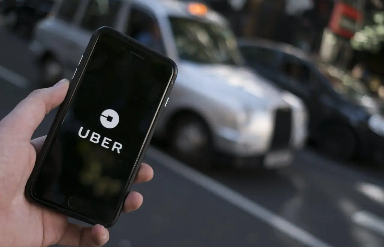 290 mln. eurų – „Uber“ tokią baudą gavo už Europos vairuotojų duomenų perdavimą į JAV