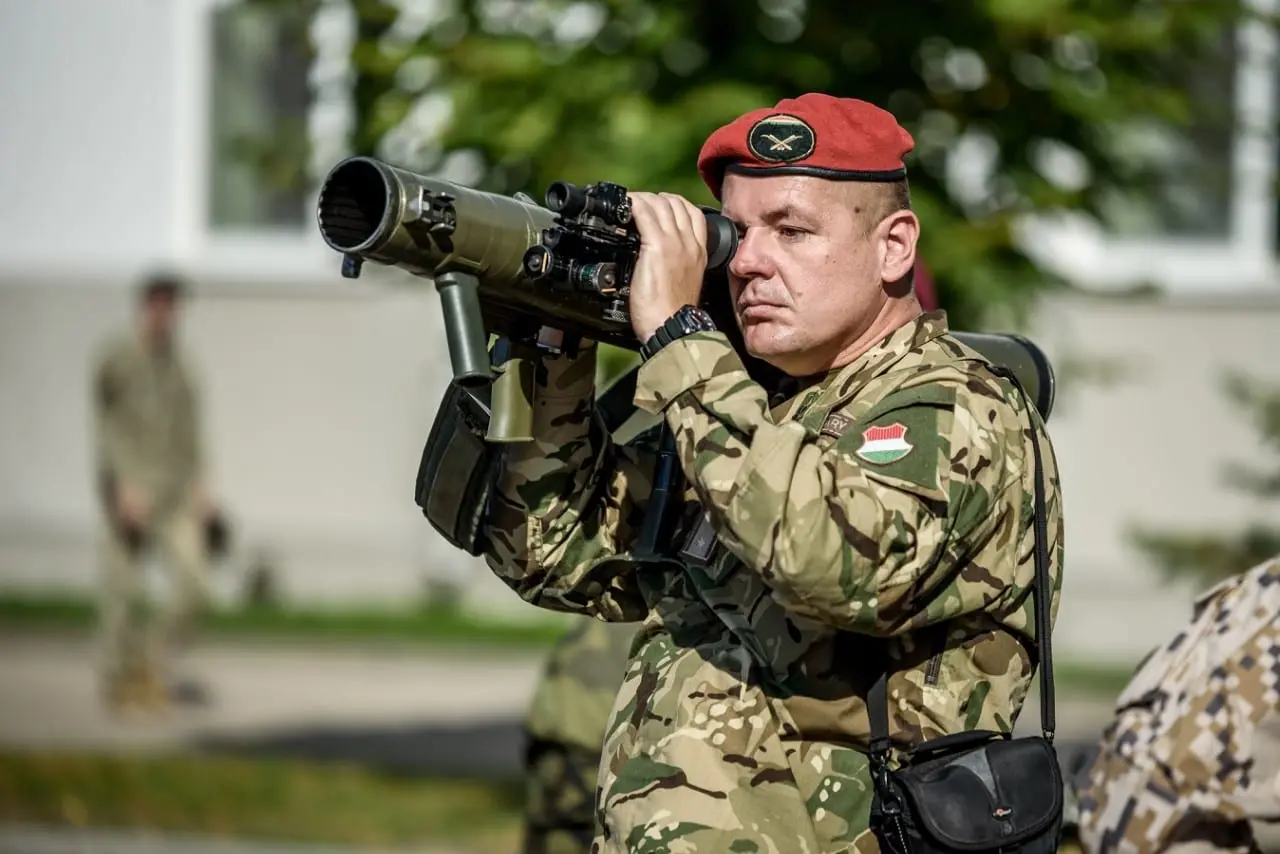 Didžiajai Britanijai trūksta pinigų ginklams: skaičiai siekia milijardus