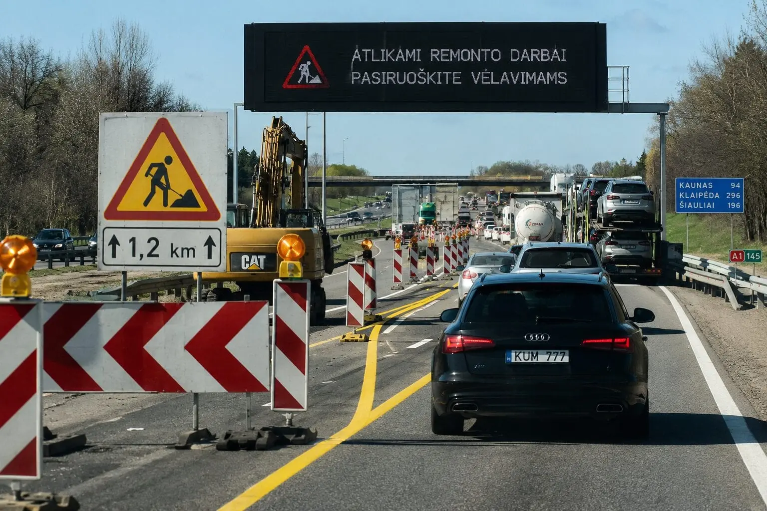 Vairuotojams prireiks geležinės kantrybės: vienoje judriausių šalies magistralių – didžiulis remontas