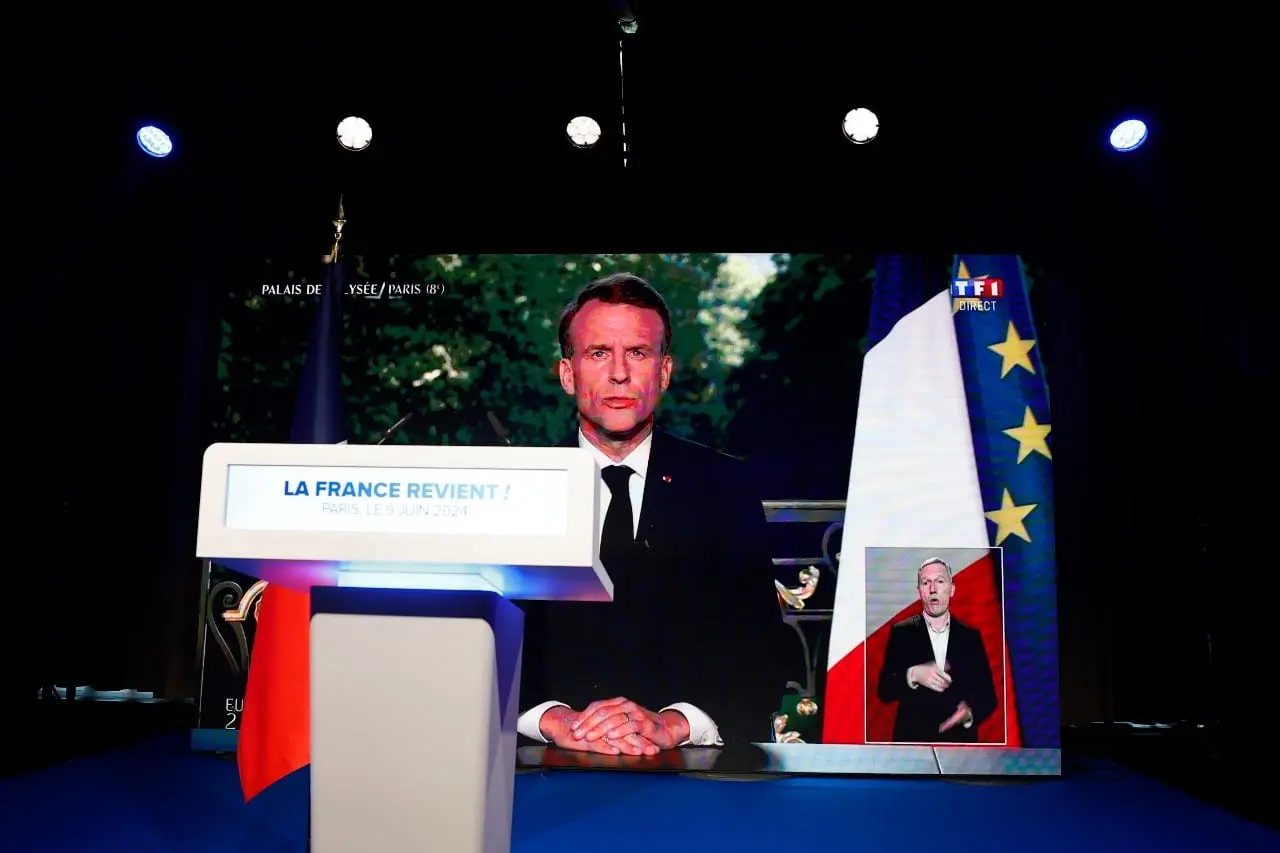 Europos Parlamento rinkimai nuvertė Prancūzijos vyriausybę