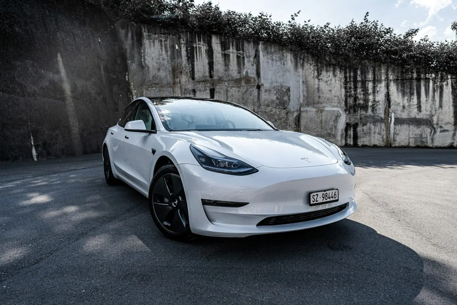 1 iš 4 šiais metais pasaulyje parduotų automobilių — elektrinis: birželio mėnesį pasauliniai pardavimai išaugo 24 %