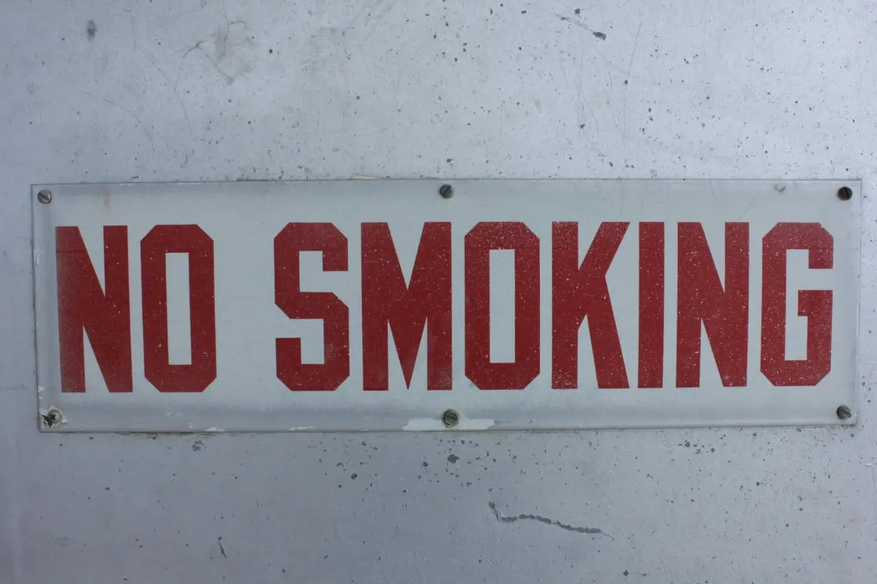 Siūloma uždrausti vienkartines elektronines cigaretes