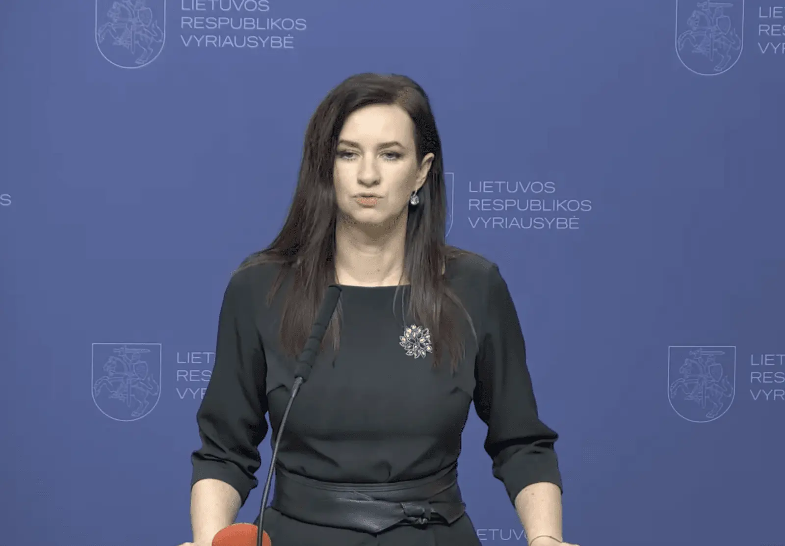 Premjerė: rankom stabdau balionus, nėra kada apie pavardes galvot