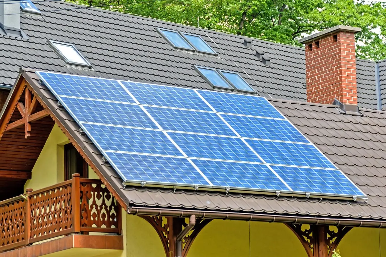 Gyventojai šluoja paramą saulės elektrinėms – jau sudaromas rezervas