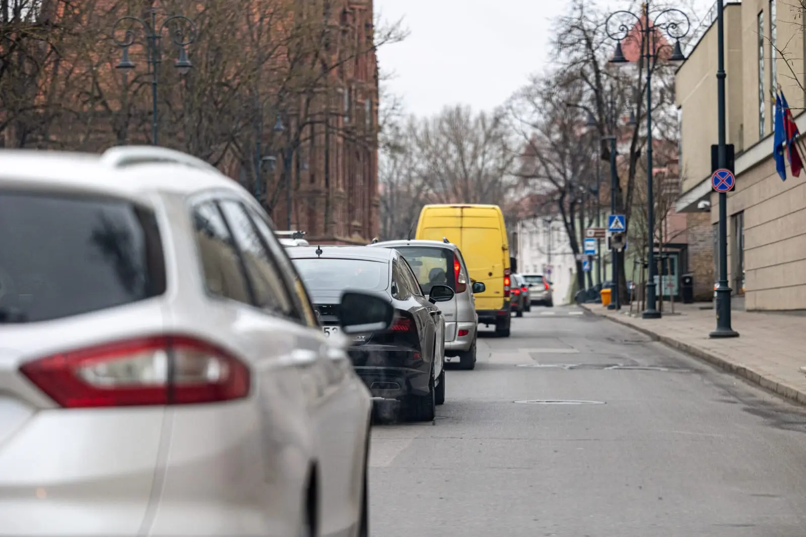 Aplinkosaugininkai vairuotojus stabdys ir naktimis: nesustojantiems – tūkstantinės baudos