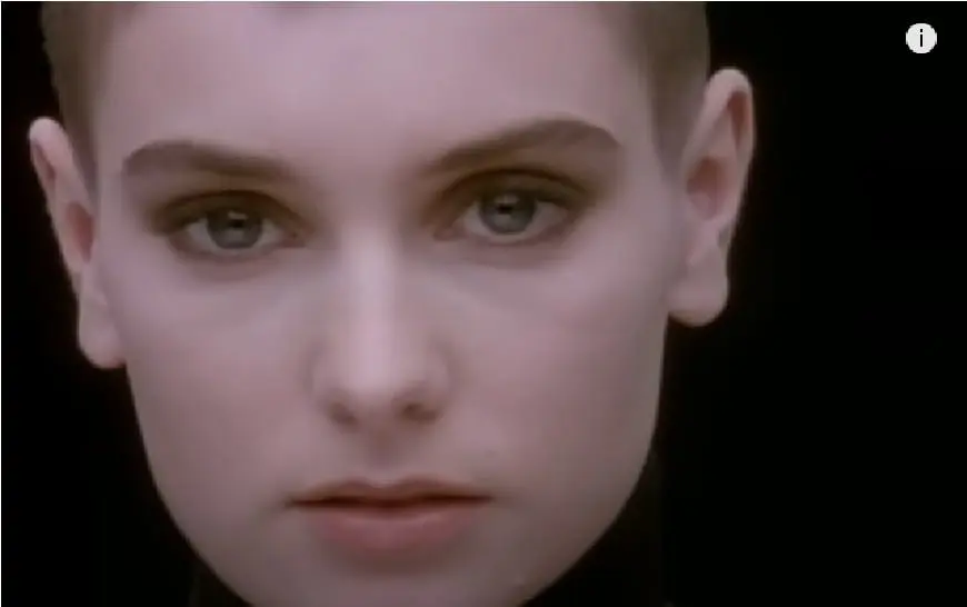 Sinéad O'Connor: už bandos jausmo – vartai į sėkmę?