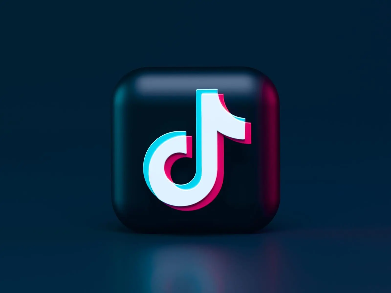 Paskelbti 2021-aisiais daugiausiai uždirbę „TikTok kūrėjai: už keliasdešimt sekundžių vaizdo įrašus gauna milijonus