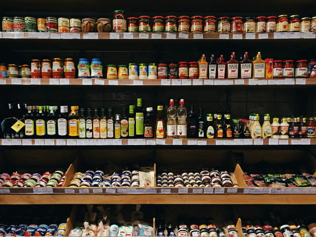Prieš įeinant į „Aldi“ parduotuvę – 12 eurų mokestis: „vėjams“ pasiduos ir Lietuva?