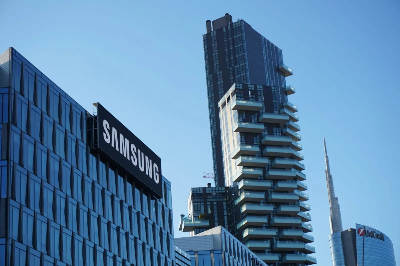 Technologijos gali būti tvarios – išmaniųjų gamyboje naudojami perdirbti žvejų tinklai