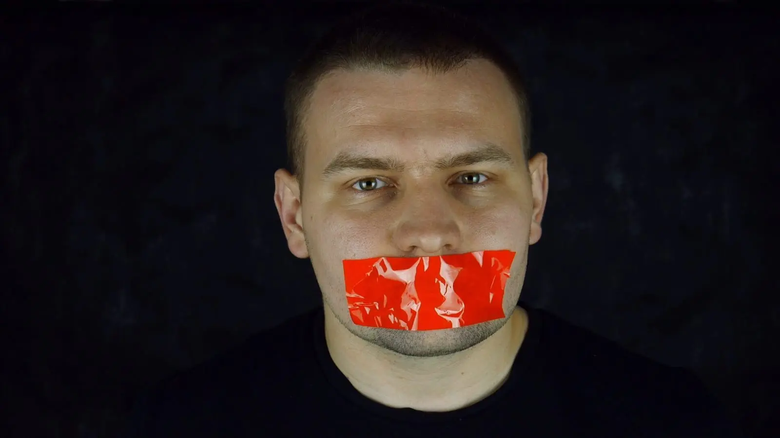 Socialinis gyvenimas ir asmeninė erdvė: žmonės yra sekami algoritmų