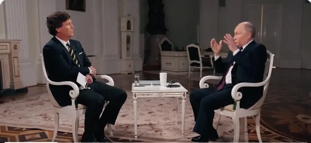 T. Carlsonas išsprogdino internetą: interviu su V. Putinu