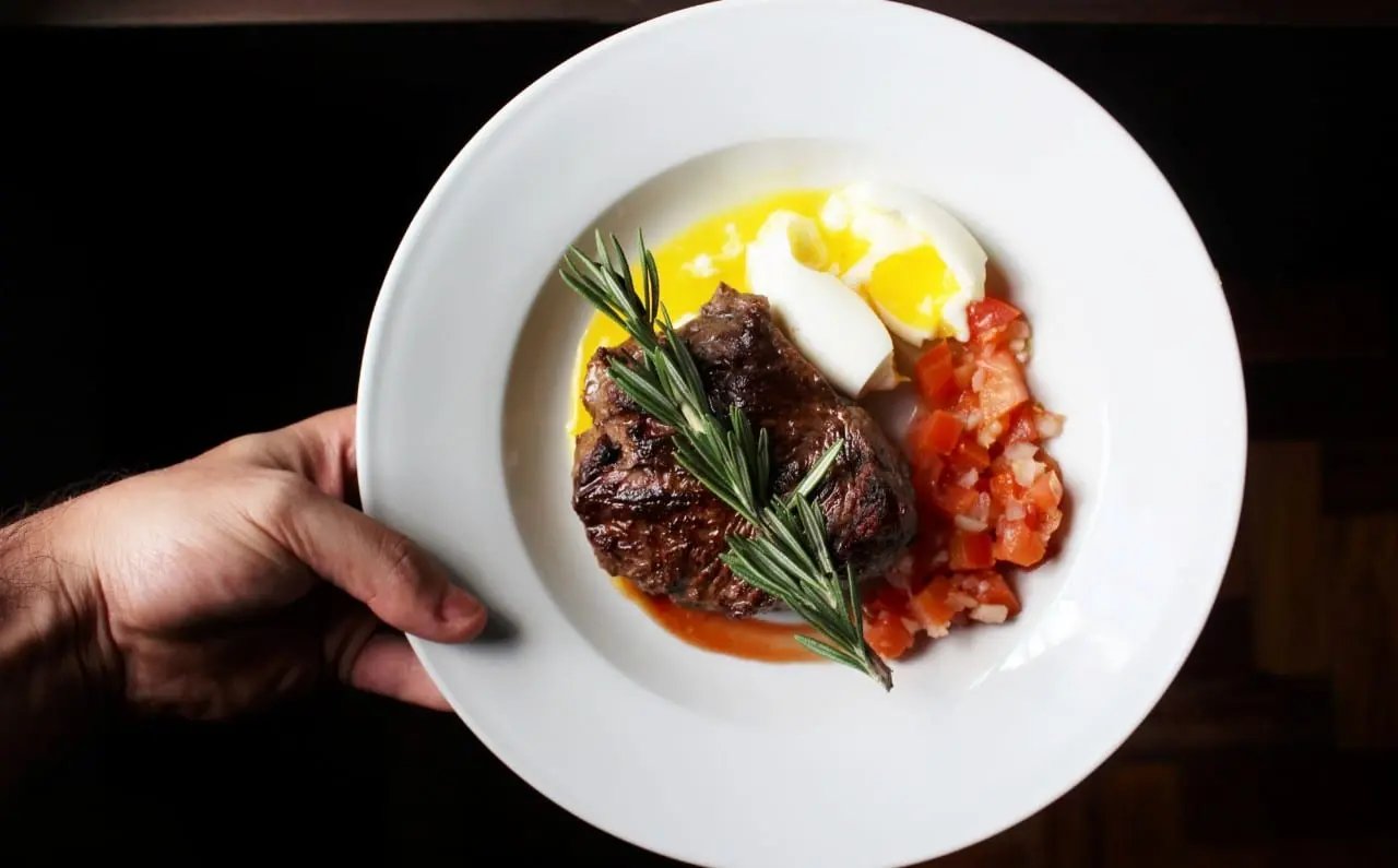 Keto dieta: privalumai, trūkumai ir naudingi patarimai